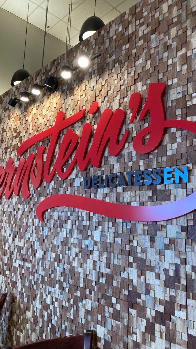There are so many good things going on at @bernsteinsdeli. They’ve curated a great selection of delicious local and imported products, plus you can take out from their restaurant, or dine in. Though we’d recommend dining in...next to our custom acrylic sign 😁

#customsign #3dsign #acrylicletters #delilove #delicatessen #winnipegeats #winnipegfood #letsbuildyourbrand